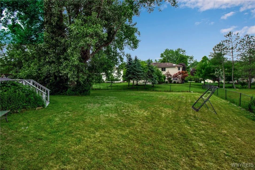 152 Pino Verde Lane, Amherst, New York 14221, Amherst, New York 14221, 5 Bedrooms Bedrooms, 9 Rooms Rooms,2 BathroomsBathrooms,Residential,For Sale,152 Pino Verde Lane, Amherst, New York 14221,B1619297