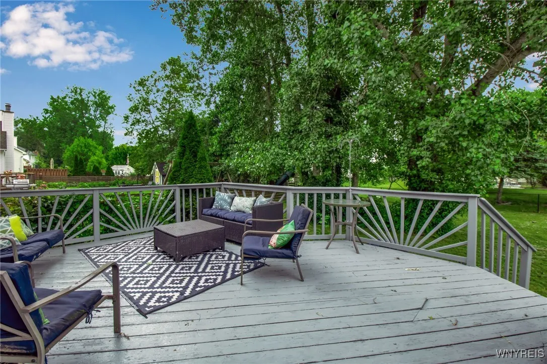 152 Pino Verde Lane, Amherst, New York 14221, Amherst, New York 14221, 5 Bedrooms Bedrooms, 9 Rooms Rooms,2 BathroomsBathrooms,Residential,For Sale,152 Pino Verde Lane, Amherst, New York 14221,B1619297