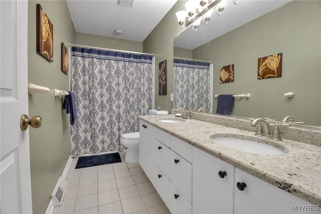 152 Pino Verde Lane, Amherst, New York 14221, Amherst, New York 14221, 5 Bedrooms Bedrooms, 9 Rooms Rooms,2 BathroomsBathrooms,Residential,For Sale,152 Pino Verde Lane, Amherst, New York 14221,B1619297