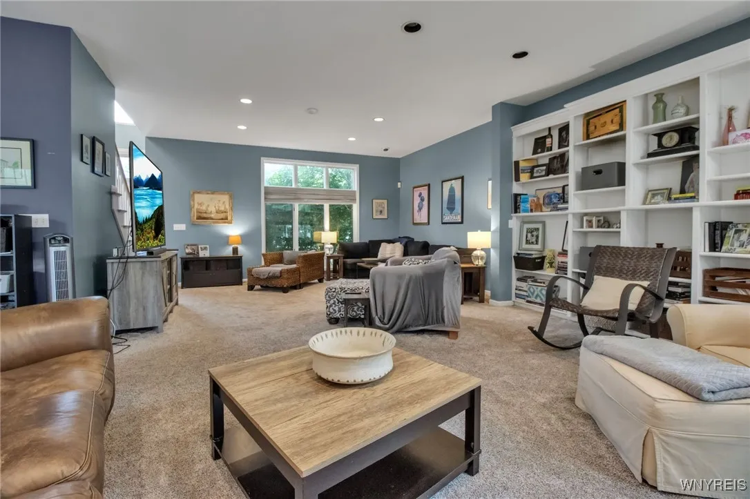 152 Pino Verde Lane, Amherst, New York 14221, Amherst, New York 14221, 5 Bedrooms Bedrooms, 9 Rooms Rooms,2 BathroomsBathrooms,Residential,For Sale,152 Pino Verde Lane, Amherst, New York 14221,B1619297