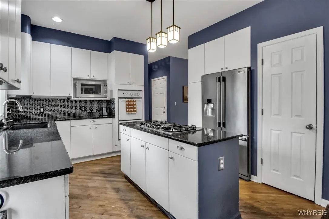 152 Pino Verde Lane, Amherst, New York 14221, Amherst, New York 14221, 5 Bedrooms Bedrooms, 9 Rooms Rooms,2 BathroomsBathrooms,Residential,For Sale,152 Pino Verde Lane, Amherst, New York 14221,B1619297