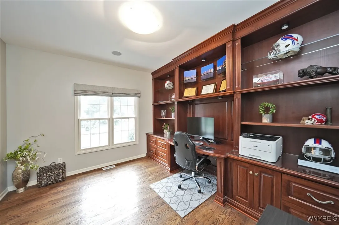 15 Soldier Wood Circle, Orchard Park, New York 141, Orchard Park, New York 14127, 4 Bedrooms Bedrooms, 9 Rooms Rooms,2 BathroomsBathrooms,Residential,Closed,15 Soldier Wood Circle, Orchard Park, New York 141,B1619115