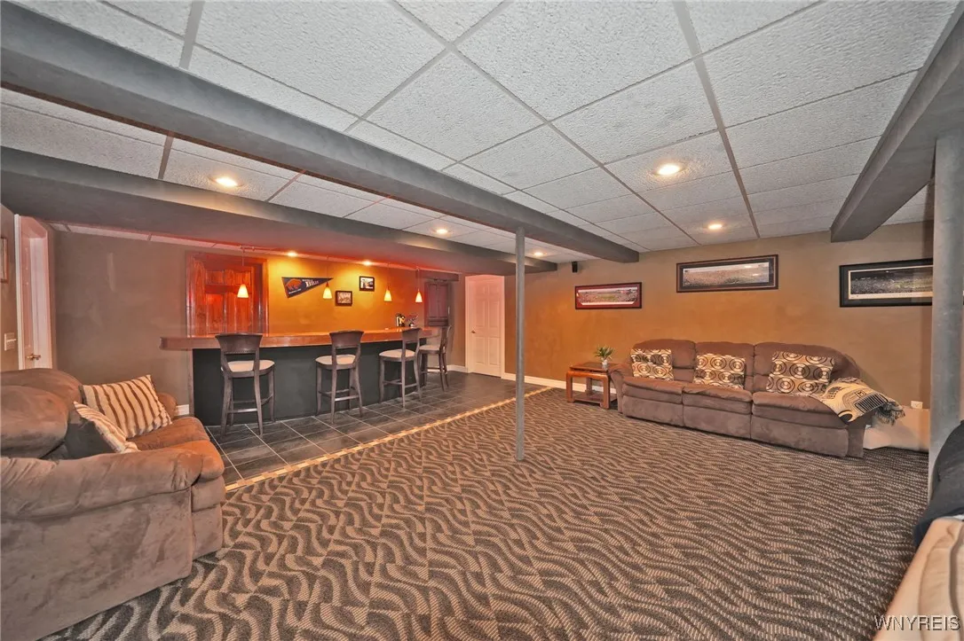 15 Soldier Wood Circle, Orchard Park, New York 141, Orchard Park, New York 14127, 4 Bedrooms Bedrooms, 9 Rooms Rooms,2 BathroomsBathrooms,Residential,Closed,15 Soldier Wood Circle, Orchard Park, New York 141,B1619115