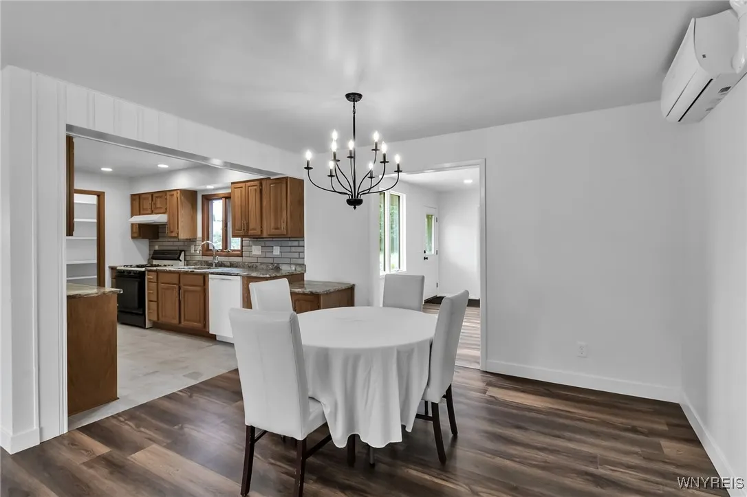 80 Alys Drive West, Cheektowaga, New York 14043, Cheektowaga, New York 14043, 4 Bedrooms Bedrooms, 10 Rooms Rooms,2 BathroomsBathrooms,Residential,Closed,80 Alys Drive West, Cheektowaga, New York 14043,0,B1619168