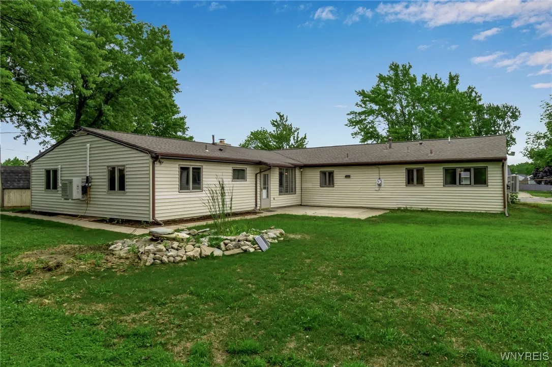 80 Alys Drive West, Cheektowaga, New York 14043, Cheektowaga, New York 14043, 4 Bedrooms Bedrooms, 10 Rooms Rooms,2 BathroomsBathrooms,Residential,Closed,80 Alys Drive West, Cheektowaga, New York 14043,0,B1619168