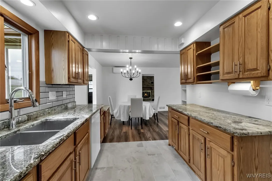 80 Alys Drive West, Cheektowaga, New York 14043, Cheektowaga, New York 14043, 4 Bedrooms Bedrooms, 10 Rooms Rooms,2 BathroomsBathrooms,Residential,Closed,80 Alys Drive West, Cheektowaga, New York 14043,0,B1619168