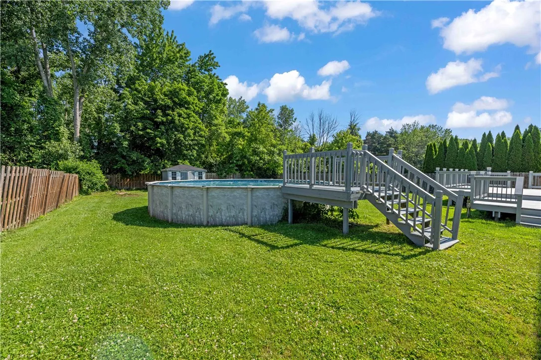 196 Buttonwood Drive, Greece, New York 14468, Greece, New York 14468, 3 Bedrooms Bedrooms, 7 Rooms Rooms,2 BathroomsBathrooms,Residential,For Sale,196 Buttonwood Drive, Greece, New York 14468,R1619294