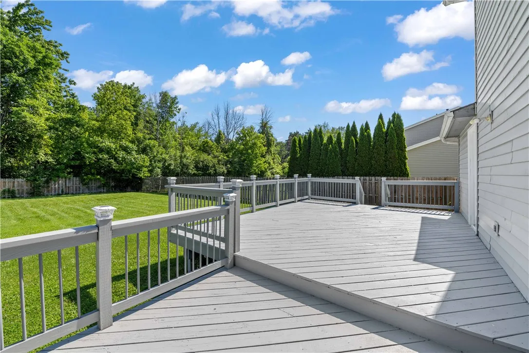 196 Buttonwood Drive, Greece, New York 14468, Greece, New York 14468, 3 Bedrooms Bedrooms, 7 Rooms Rooms,2 BathroomsBathrooms,Residential,For Sale,196 Buttonwood Drive, Greece, New York 14468,R1619294