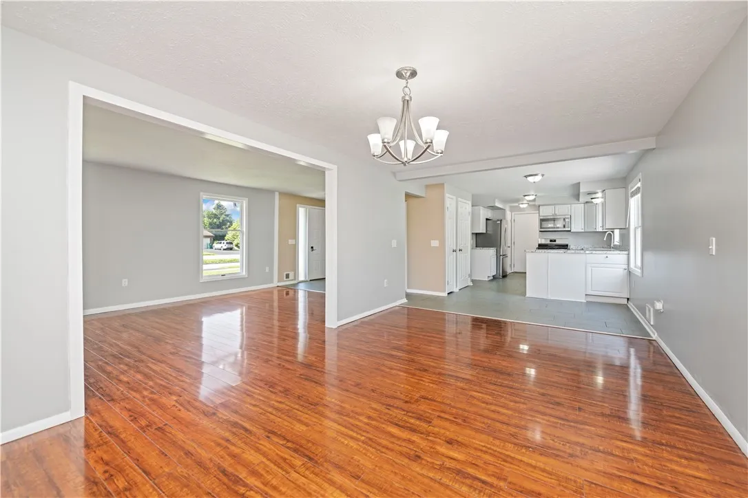196 Buttonwood Drive, Greece, New York 14468, Greece, New York 14468, 3 Bedrooms Bedrooms, 7 Rooms Rooms,2 BathroomsBathrooms,Residential,For Sale,196 Buttonwood Drive, Greece, New York 14468,R1619294