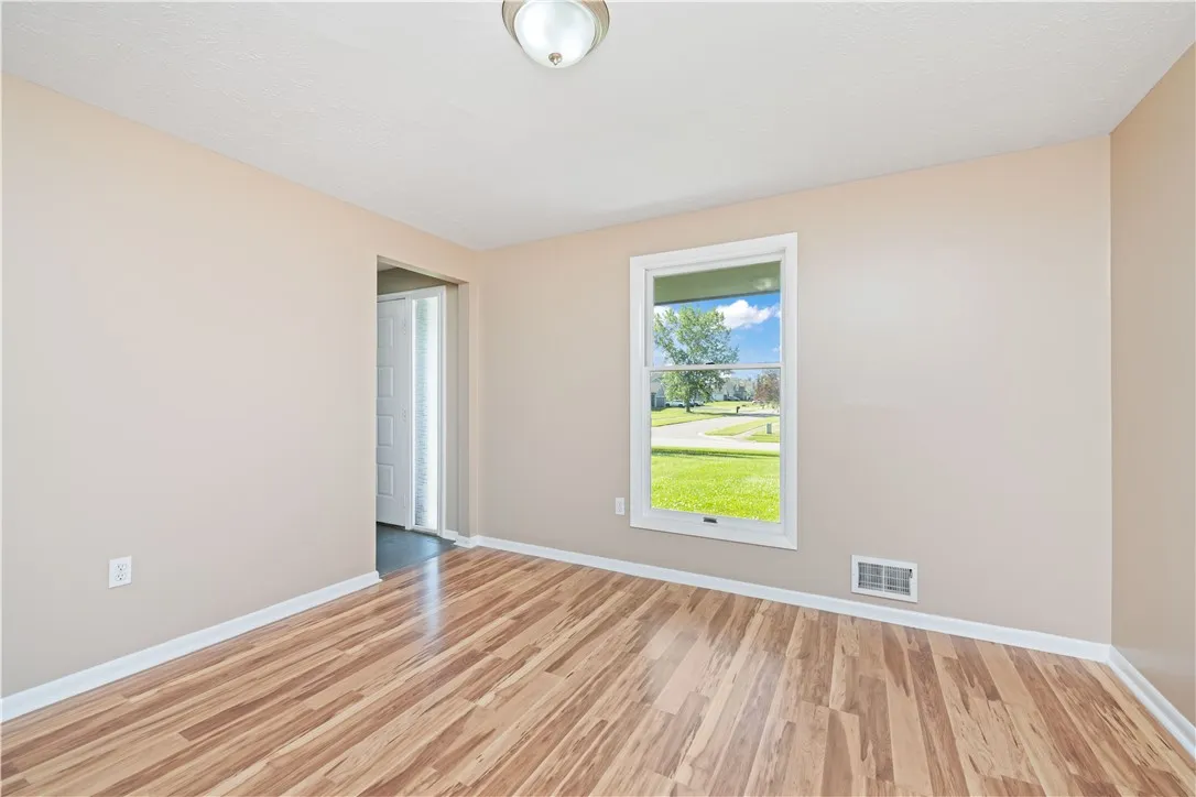 196 Buttonwood Drive, Greece, New York 14468, Greece, New York 14468, 3 Bedrooms Bedrooms, 7 Rooms Rooms,2 BathroomsBathrooms,Residential,For Sale,196 Buttonwood Drive, Greece, New York 14468,R1619294