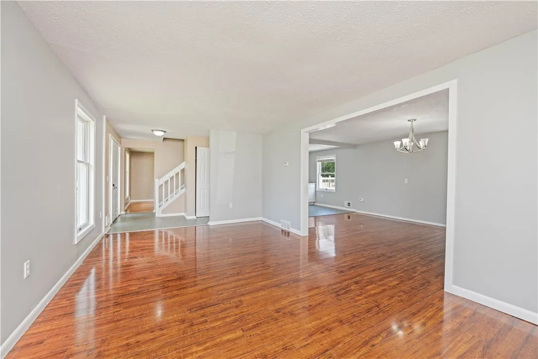 196 Buttonwood Drive, Greece, New York 14468, Greece, New York 14468, 3 Bedrooms Bedrooms, 7 Rooms Rooms,2 BathroomsBathrooms,Residential,For Sale,196 Buttonwood Drive, Greece, New York 14468,R1619294