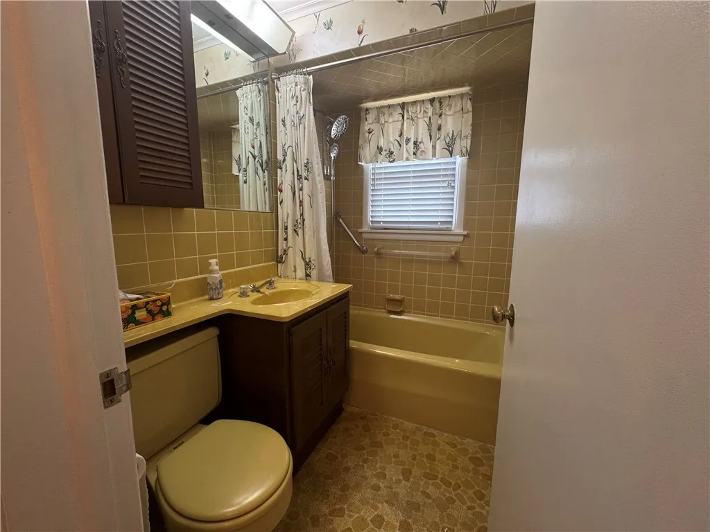 1324 East Main Street, Foster Town, Pennsylvania 1, Foster Town, Pennsylvania 16701, 2 Bedrooms Bedrooms, 5 Rooms Rooms,1 BathroomBathrooms,Residential,Closed,1324 East Main Street, Foster Town, Pennsylvania 1,R1615375