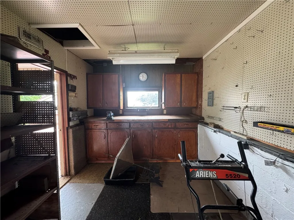 1324 East Main Street, Foster Town, Pennsylvania 1, Foster Town, Pennsylvania 16701, 2 Bedrooms Bedrooms, 5 Rooms Rooms,1 BathroomBathrooms,Residential,Closed,1324 East Main Street, Foster Town, Pennsylvania 1,R1615375