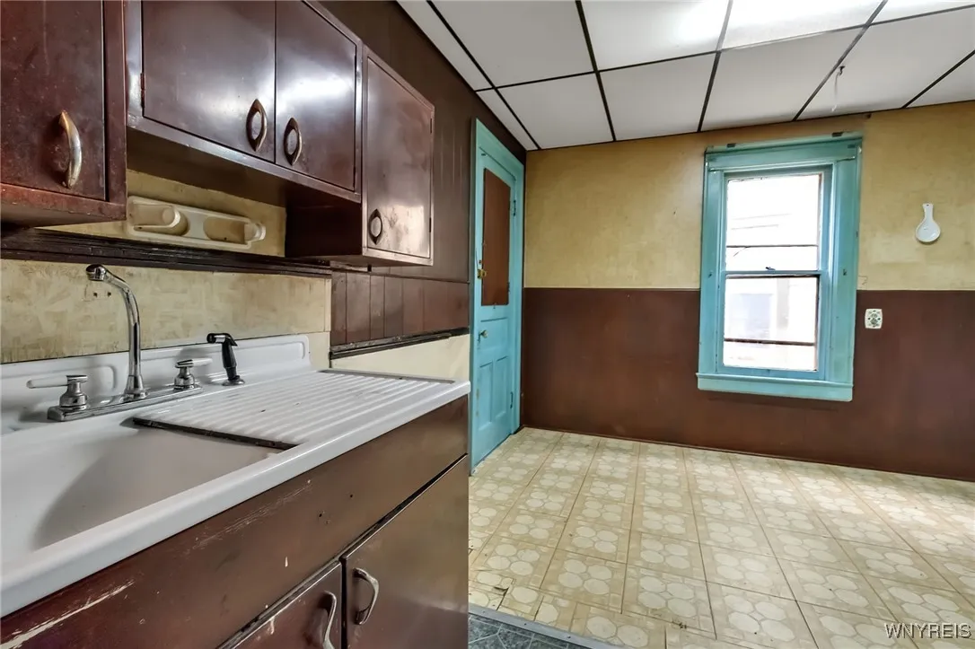 149 Parkview Avenue, Buffalo, New York 14210, Buffalo, New York 14210, 4 Bedrooms Bedrooms, 9 Rooms Rooms,2 BathroomsBathrooms,Residential,Closed,149 Parkview Avenue, Buffalo, New York 14210,0,B1619343 149 Parkview Avenue, Buffalo, New York 14210, Buffalo, New York 14210, 4 Bedrooms Bedrooms, 9 Rooms Rooms,2 BathroomsBathrooms,Residential,Closed,149 Parkview Avenue, Buffalo, New York 14210,0,B1619343