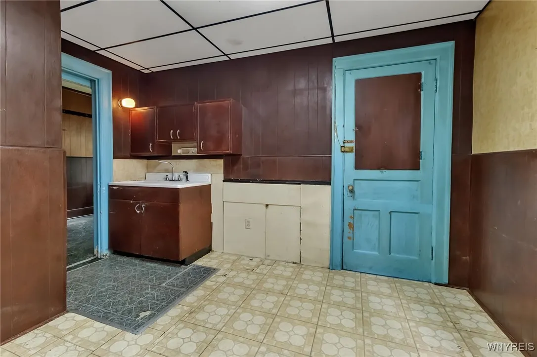 149 Parkview Avenue, Buffalo, New York 14210, Buffalo, New York 14210, 4 Bedrooms Bedrooms, 9 Rooms Rooms,2 BathroomsBathrooms,Residential,Closed,149 Parkview Avenue, Buffalo, New York 14210,0,B1619343 149 Parkview Avenue, Buffalo, New York 14210, Buffalo, New York 14210, 4 Bedrooms Bedrooms, 9 Rooms Rooms,2 BathroomsBathrooms,Residential,Closed,149 Parkview Avenue, Buffalo, New York 14210,0,B1619343