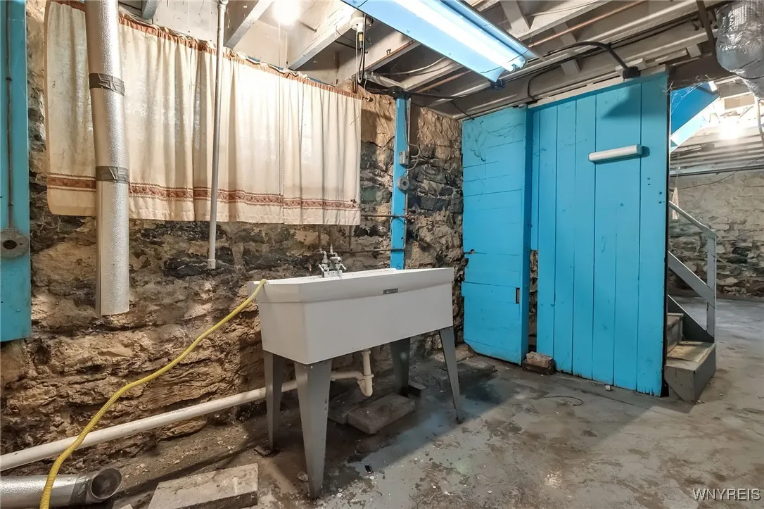 149 Parkview Avenue, Buffalo, New York 14210, Buffalo, New York 14210, 4 Bedrooms Bedrooms, 9 Rooms Rooms,2 BathroomsBathrooms,Residential,Closed,149 Parkview Avenue, Buffalo, New York 14210,0,B1619343 149 Parkview Avenue, Buffalo, New York 14210, Buffalo, New York 14210, 4 Bedrooms Bedrooms, 9 Rooms Rooms,2 BathroomsBathrooms,Residential,Closed,149 Parkview Avenue, Buffalo, New York 14210,0,B1619343