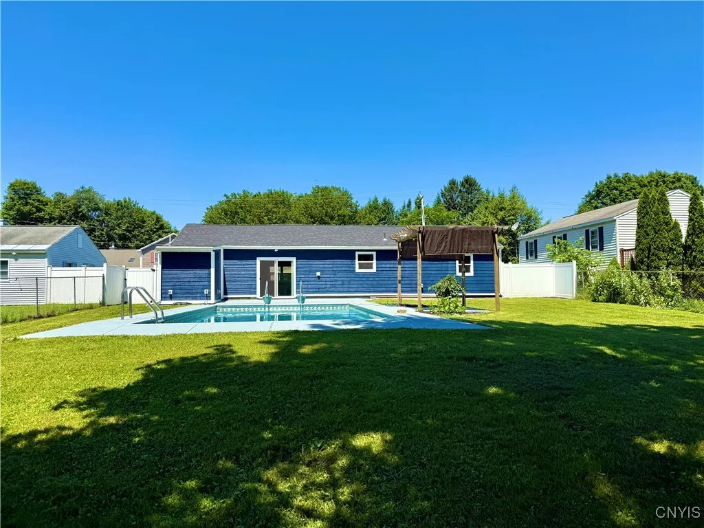26 Walnut Drive, Whitestown, New York 13492, Whitestown, New York 13492, 3 Bedrooms Bedrooms, 9 Rooms Rooms,2 BathroomsBathrooms,Residential,Closed,26 Walnut Drive, Whitestown, New York 13492,0,S1619340