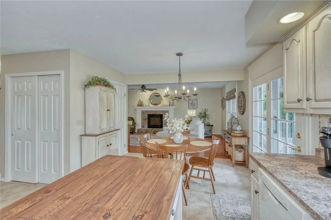 12 Leah Lane, Chili, New York 14514, Chili, New York 14514, 3 Bedrooms Bedrooms, 7 Rooms Rooms,3 BathroomsBathrooms,Residential,Closed,12 Leah Lane, Chili, New York 14514,0,R1618937