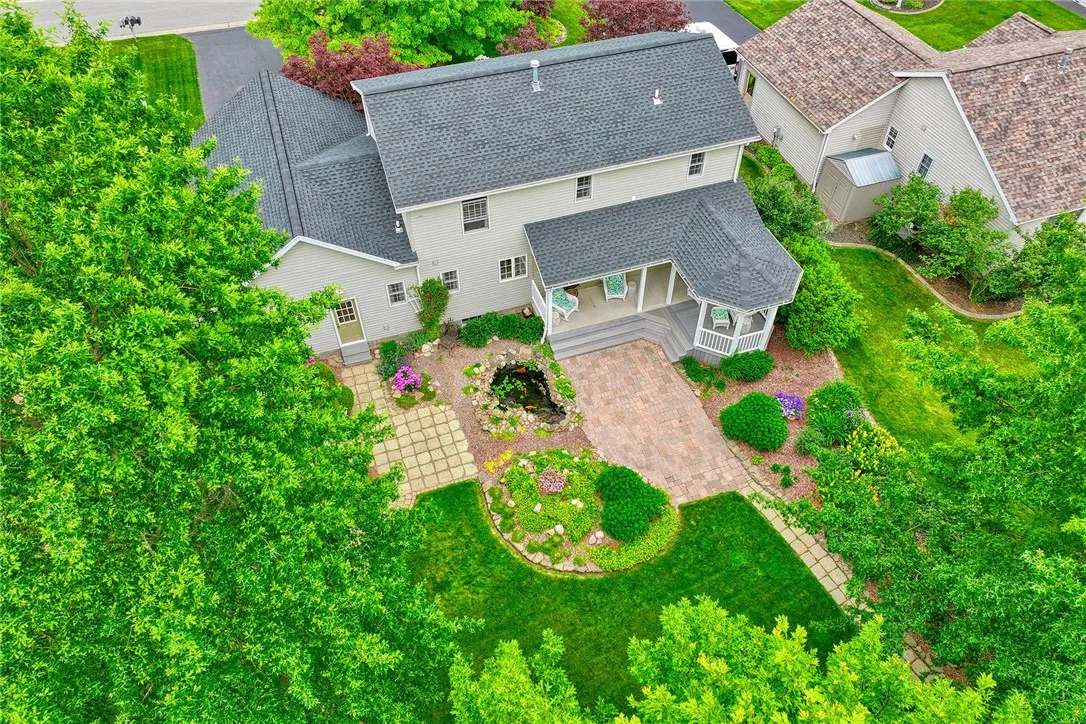 12 Leah Lane, Chili, New York 14514, Chili, New York 14514, 3 Bedrooms Bedrooms, 7 Rooms Rooms,3 BathroomsBathrooms,Residential,Closed,12 Leah Lane, Chili, New York 14514,0,R1618937
