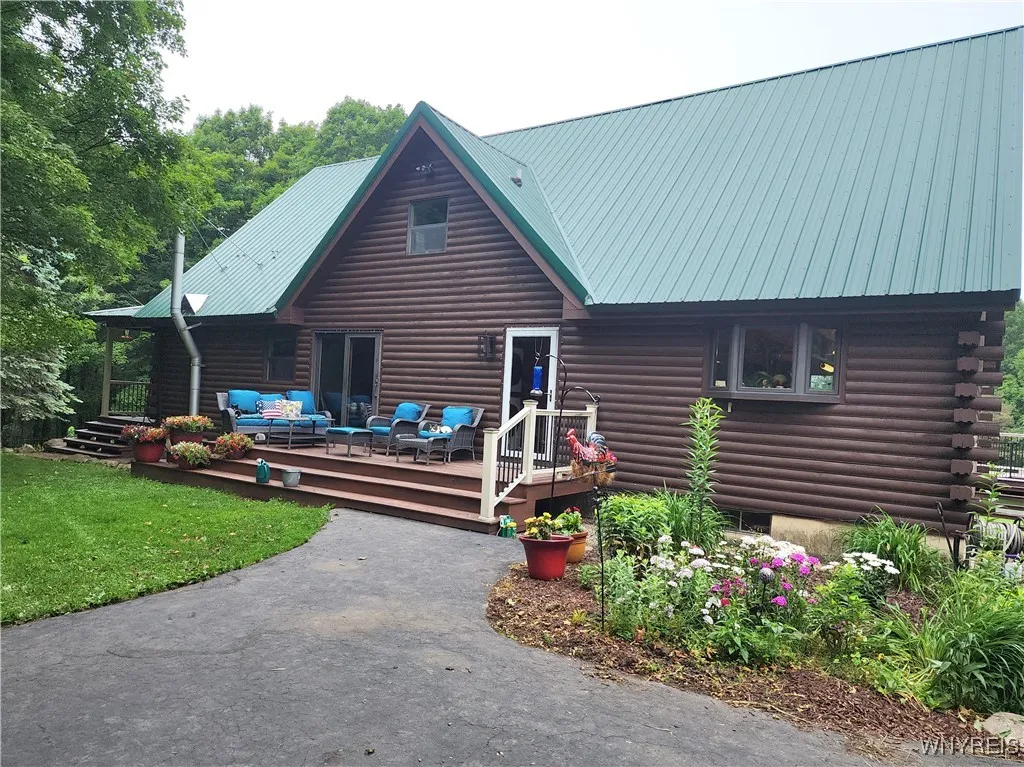 2838 Orangeville Center Road, Orangeville, New Yor, Orangeville, New York 14569, 3 Bedrooms Bedrooms, 10 Rooms Rooms,2 BathroomsBathrooms,Residential,Closed,2838 Orangeville Center Road, Orangeville, New Yor,0,B1613782