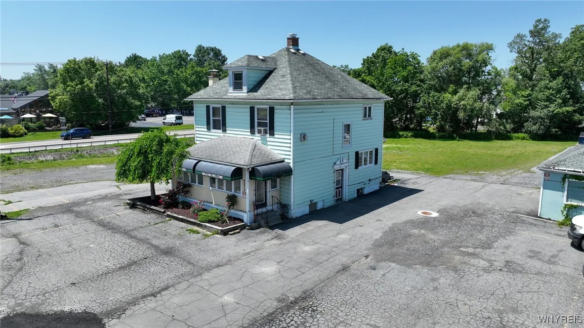 4270 Abbott Road, Orchard Park, New York 14127, Orchard Park, New York 14127, ,Commercial Sale,For Sale,4270 Abbott Road, Orchard Park, New York 14127,0,B1619369