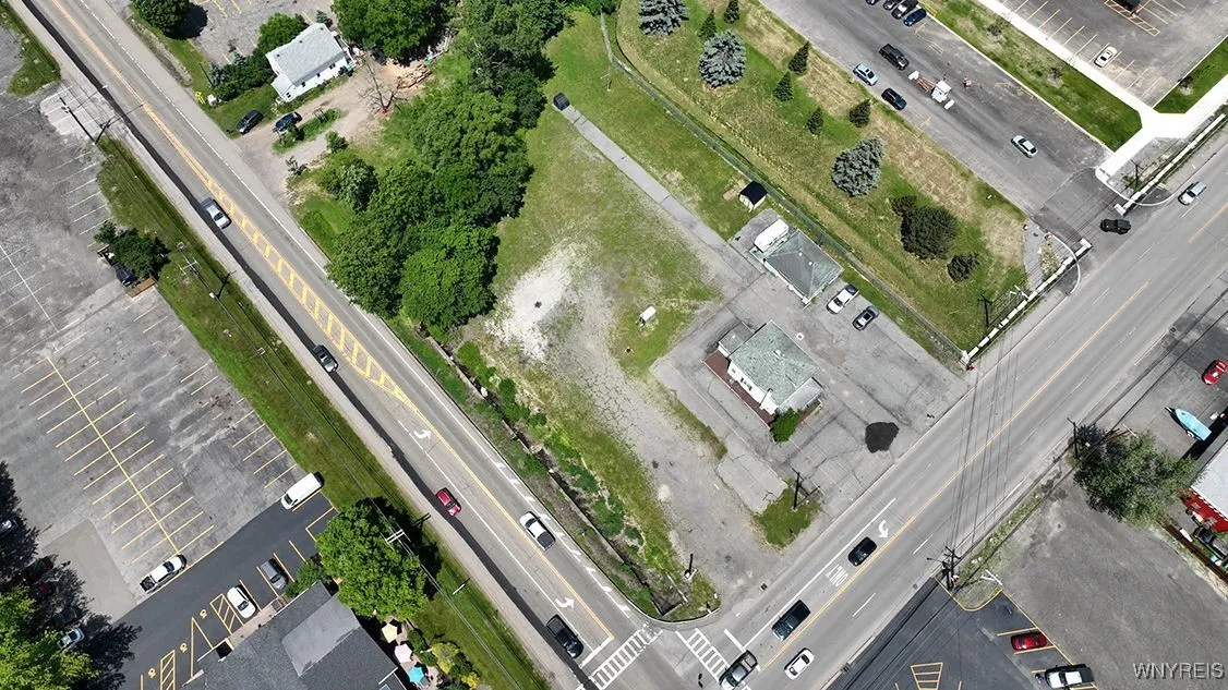 4270 Abbott Road, Orchard Park, New York 14127, Orchard Park, New York 14127, ,Commercial Sale,For Sale,4270 Abbott Road, Orchard Park, New York 14127,0,B1619369