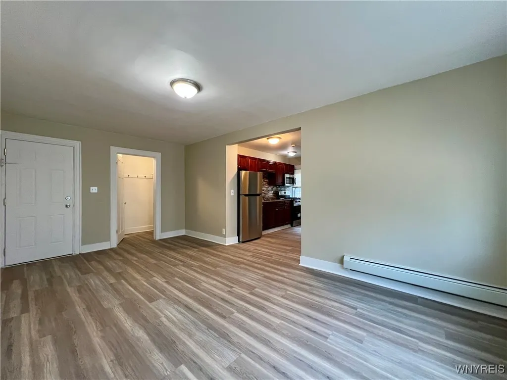 1225 Hertel Avenue 2, Buffalo, New York 14216, Buffalo, New York 14216, 1 Bedroom Bedrooms, 4 Rooms Rooms,1 BathroomBathrooms,Residential Lease,For Rent,1225 Hertel Avenue 2, Buffalo, New York 14216,0,B1618872