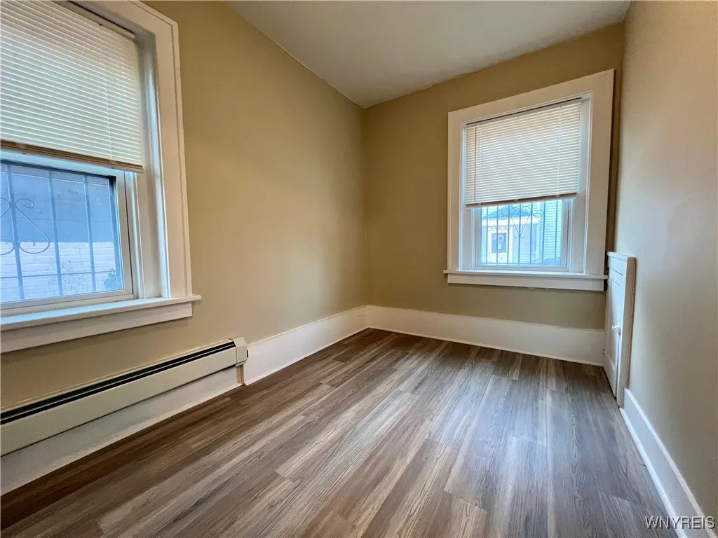 1225 Hertel Avenue 2, Buffalo, New York 14216, Buffalo, New York 14216, 1 Bedroom Bedrooms, 4 Rooms Rooms,1 BathroomBathrooms,Residential Lease,For Rent,1225 Hertel Avenue 2, Buffalo, New York 14216,0,B1618872
