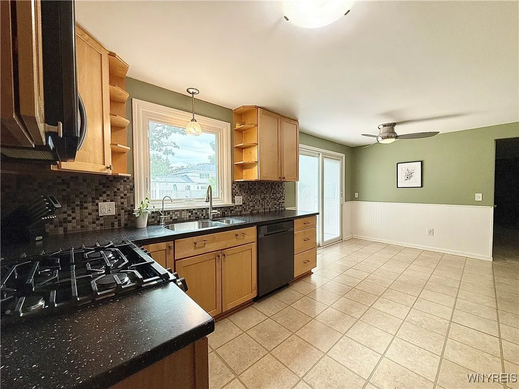 271 Culpepper Road, Amherst, New York 14221, Amherst, New York 14221, 5 Bedrooms Bedrooms, 9 Rooms Rooms,2 BathroomsBathrooms,Residential,For Sale,271 Culpepper Road, Amherst, New York 14221,B1619210