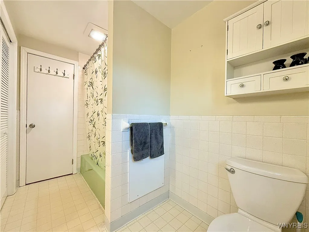 271 Culpepper Road, Amherst, New York 14221, Amherst, New York 14221, 5 Bedrooms Bedrooms, 9 Rooms Rooms,2 BathroomsBathrooms,Residential,For Sale,271 Culpepper Road, Amherst, New York 14221,B1619210