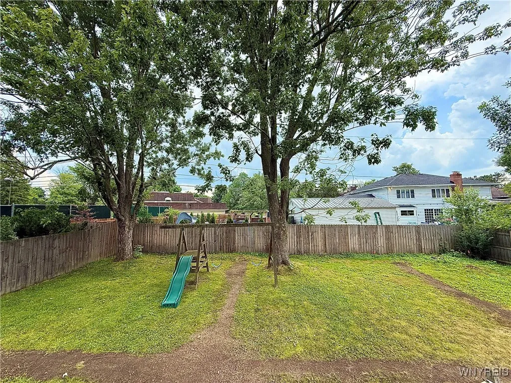 271 Culpepper Road, Amherst, New York 14221, Amherst, New York 14221, 5 Bedrooms Bedrooms, 9 Rooms Rooms,2 BathroomsBathrooms,Residential,For Sale,271 Culpepper Road, Amherst, New York 14221,B1619210