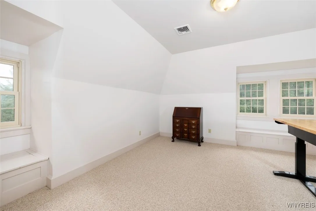 99 Gypsy Lane, Aurora, New York 14052, Aurora, New York 14052, 5 Bedrooms Bedrooms, 17 Rooms Rooms,4 BathroomsBathrooms,Residential,For Sale,99 Gypsy Lane, Aurora, New York 14052,B1617388