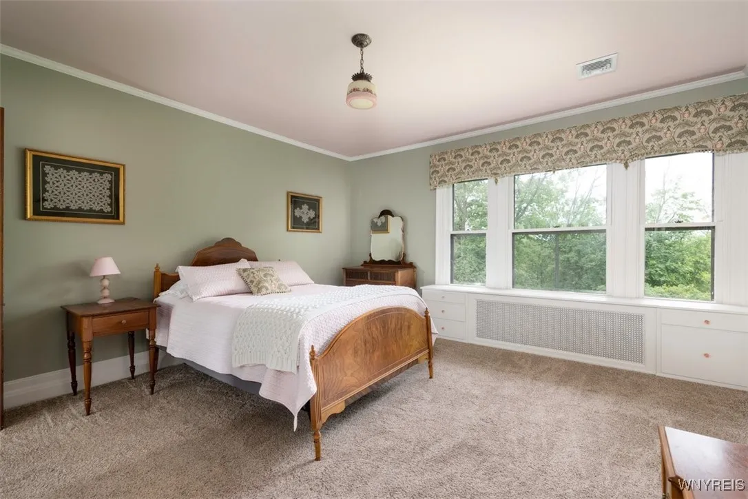 99 Gypsy Lane, Aurora, New York 14052, Aurora, New York 14052, 5 Bedrooms Bedrooms, 17 Rooms Rooms,4 BathroomsBathrooms,Residential,For Sale,99 Gypsy Lane, Aurora, New York 14052,B1617388