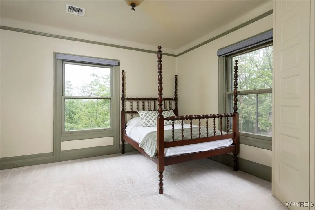 99 Gypsy Lane, Aurora, New York 14052, Aurora, New York 14052, 5 Bedrooms Bedrooms, 17 Rooms Rooms,4 BathroomsBathrooms,Residential,For Sale,99 Gypsy Lane, Aurora, New York 14052,B1617388