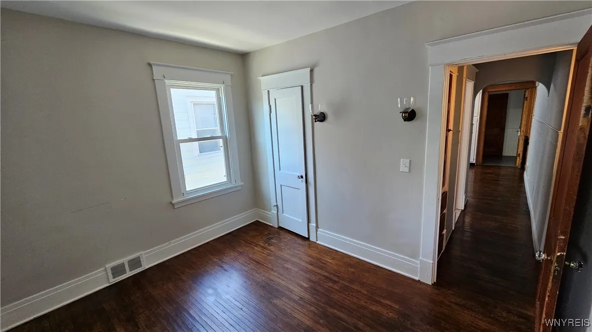 17 Tacoma Avenue, Buffalo, New York 14216, Buffalo, New York 14216, 3 Bedrooms Bedrooms, 6 Rooms Rooms,1 BathroomBathrooms,Residential Lease,For Rent,17 Tacoma Avenue, Buffalo, New York 14216,B1619527