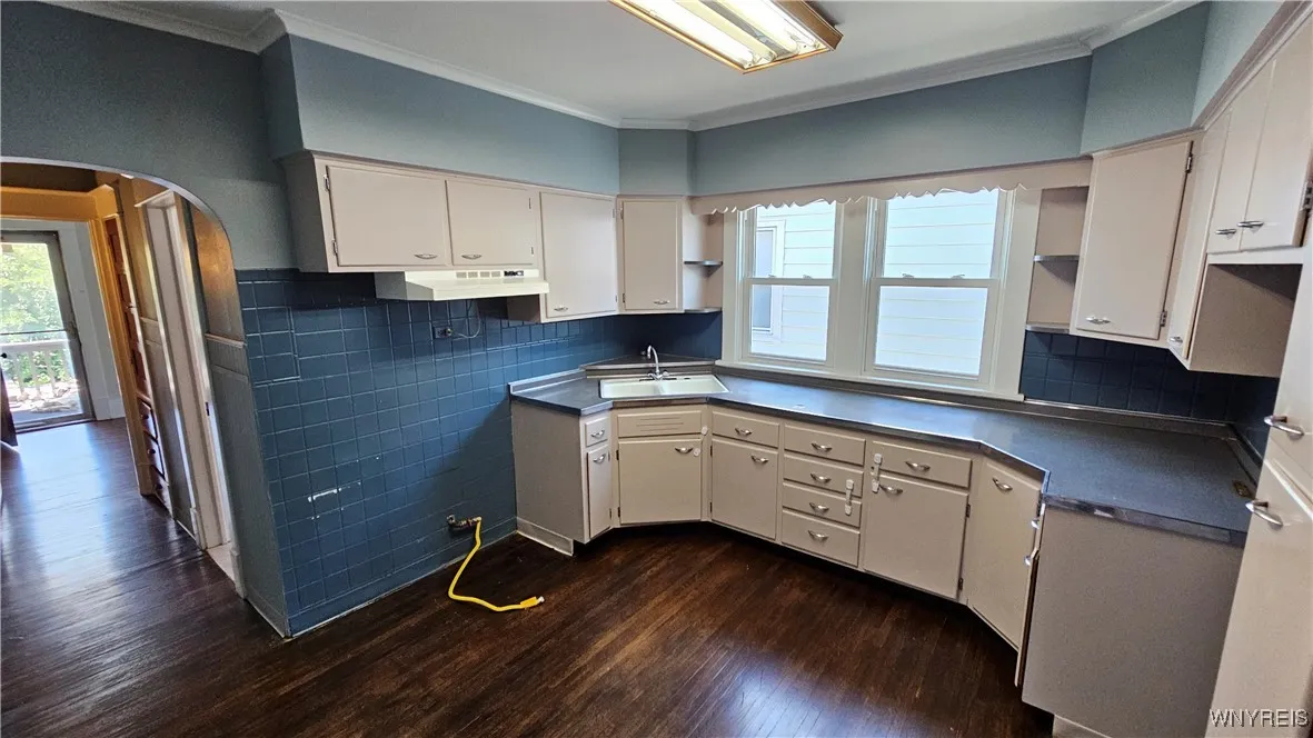 17 Tacoma Avenue, Buffalo, New York 14216, Buffalo, New York 14216, 3 Bedrooms Bedrooms, 6 Rooms Rooms,1 BathroomBathrooms,Residential Lease,For Rent,17 Tacoma Avenue, Buffalo, New York 14216,B1619527