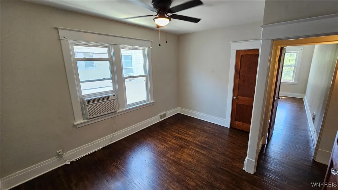17 Tacoma Avenue, Buffalo, New York 14216, Buffalo, New York 14216, 3 Bedrooms Bedrooms, 6 Rooms Rooms,1 BathroomBathrooms,Residential Lease,For Rent,17 Tacoma Avenue, Buffalo, New York 14216,B1619527
