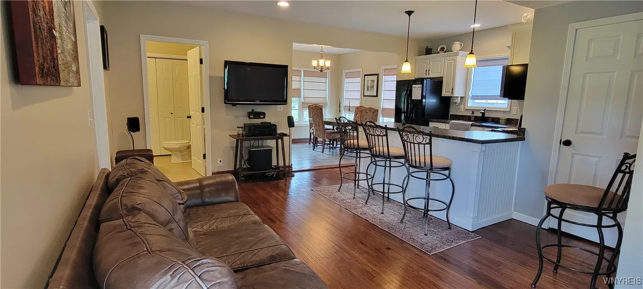 715 Market Street, Lockport City, New York 14094, Lockport City, New York 14094, 3 Bedrooms Bedrooms, 7 Rooms Rooms,2 BathroomsBathrooms,Residential,Closed,715 Market Street, Lockport City, New York 14094,0,B1619151