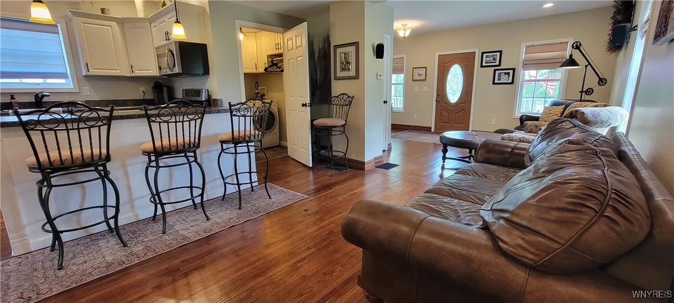 715 Market Street, Lockport City, New York 14094, Lockport City, New York 14094, 3 Bedrooms Bedrooms, 7 Rooms Rooms,2 BathroomsBathrooms,Residential,Closed,715 Market Street, Lockport City, New York 14094,0,B1619151