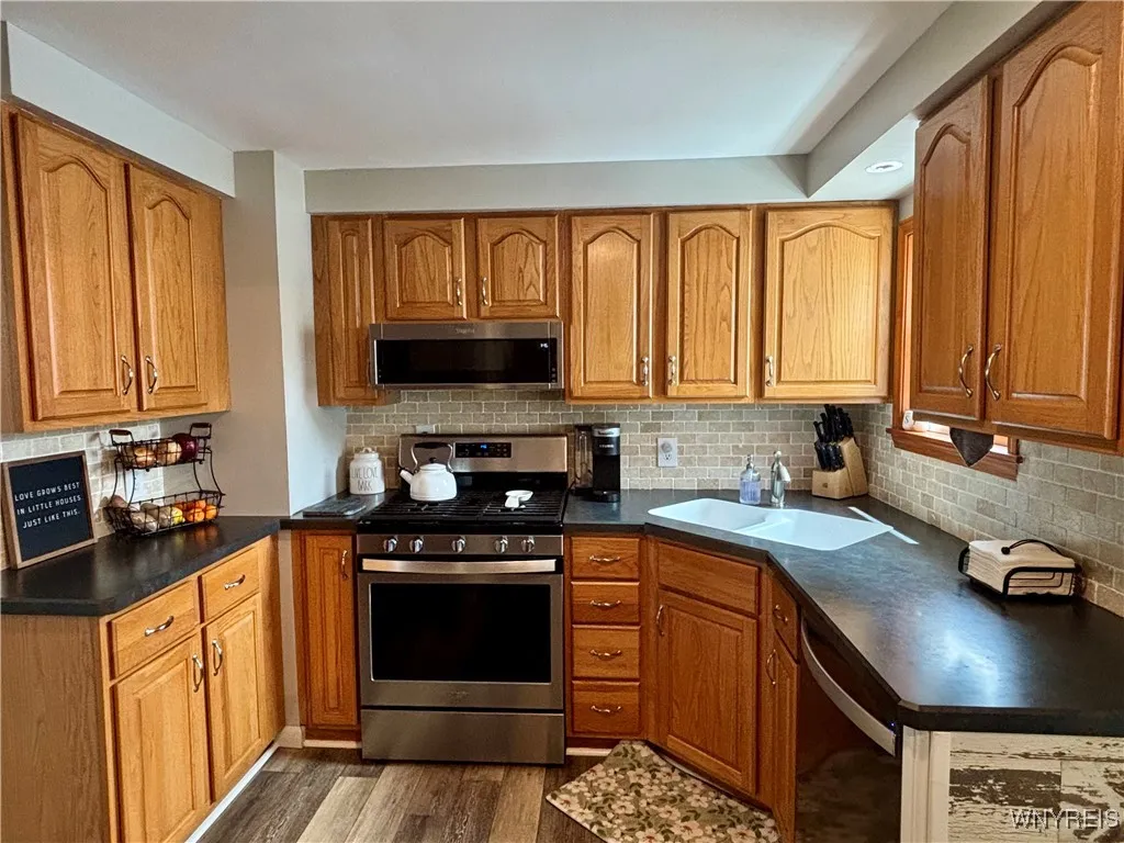 47 Yeager Dr Drive, Cheektowaga, New York 14225, Cheektowaga, New York 14225, 3 Bedrooms Bedrooms, 7 Rooms Rooms,1 BathroomBathrooms,Residential,Closed,47 Yeager Dr Drive, Cheektowaga, New York 14225,0,B1619472
