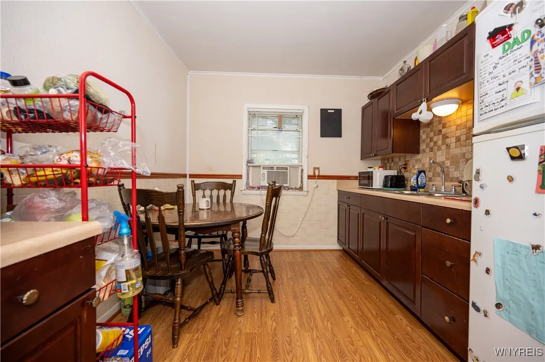 13 Highland Place, Lancaster, New York 14086, Lancaster, New York 14086, 6 Bedrooms Bedrooms, ,2 BathroomsBathrooms,Residential,For Sale,13 Highland Place, Lancaster, New York 14086,B1618666