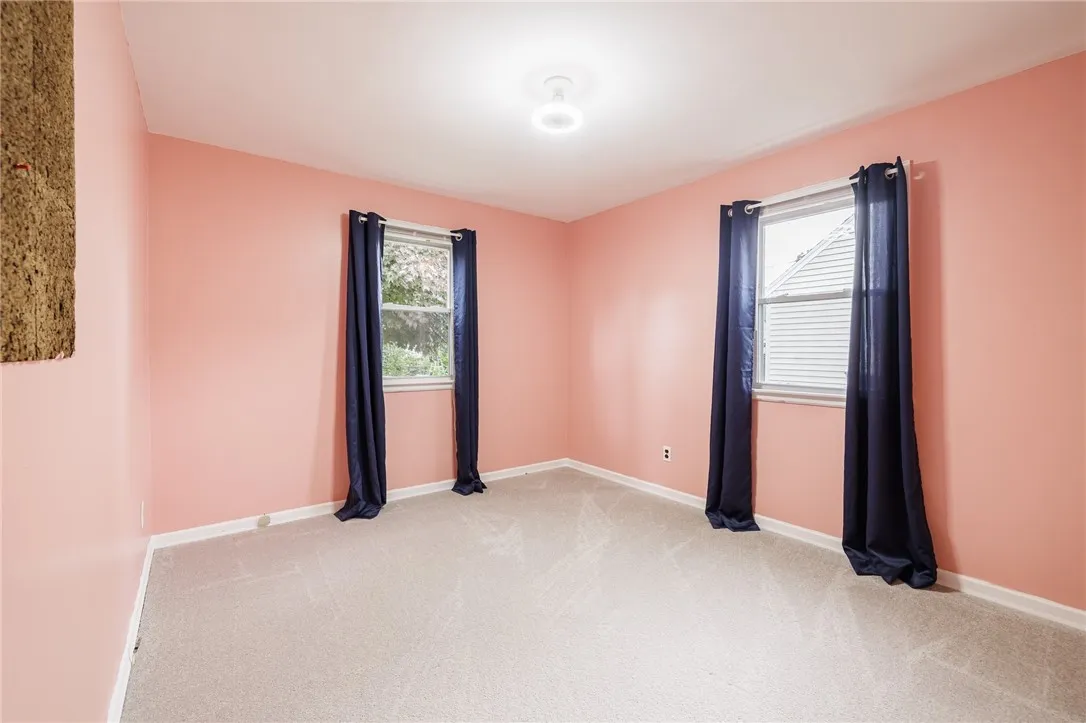 325 Cravenwood Avenue, Greece, New York 14616, Greece, New York 14616, 3 Bedrooms Bedrooms, 6 Rooms Rooms,1 BathroomBathrooms,Residential,Closed,325 Cravenwood Avenue, Greece, New York 14616,0,R1618854
