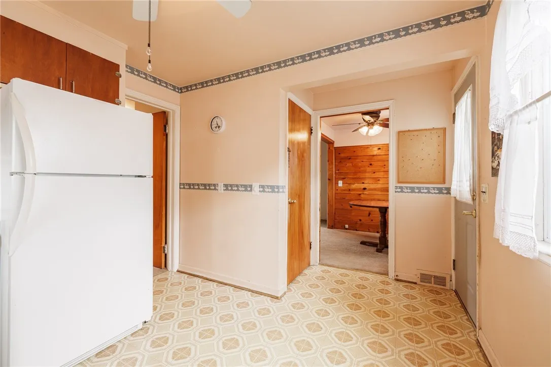 325 Cravenwood Avenue, Greece, New York 14616, Greece, New York 14616, 3 Bedrooms Bedrooms, 6 Rooms Rooms,1 BathroomBathrooms,Residential,Closed,325 Cravenwood Avenue, Greece, New York 14616,0,R1618854