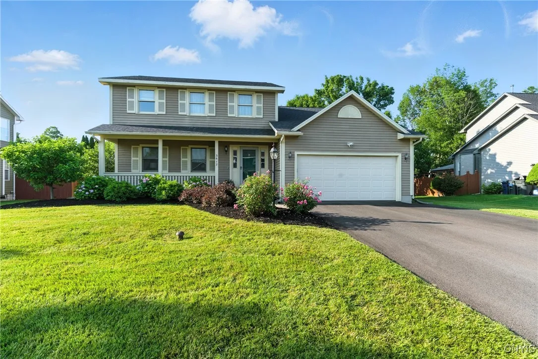 3612 Redhead Terrace, Clay, New York 13090, Clay, New York 13090, 4 Bedrooms Bedrooms, 9 Rooms Rooms,2 BathroomsBathrooms,Residential,Closed,3612 Redhead Terrace, Clay, New York 13090,0,S1613667