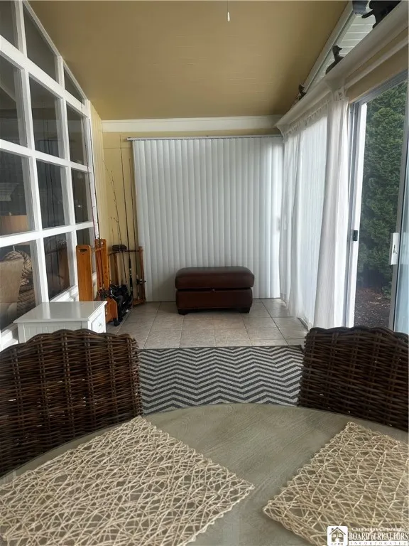 Enclsoed sunroom