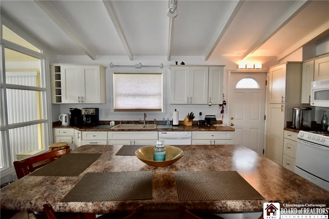 2420 Lakeside Drive, Busti, New York 14710, Busti, New York 14710, 3 Bedrooms Bedrooms, 5 Rooms Rooms,2 BathroomsBathrooms,Residential,For Sale,2420 Lakeside Drive, Busti, New York 14710,R1619069