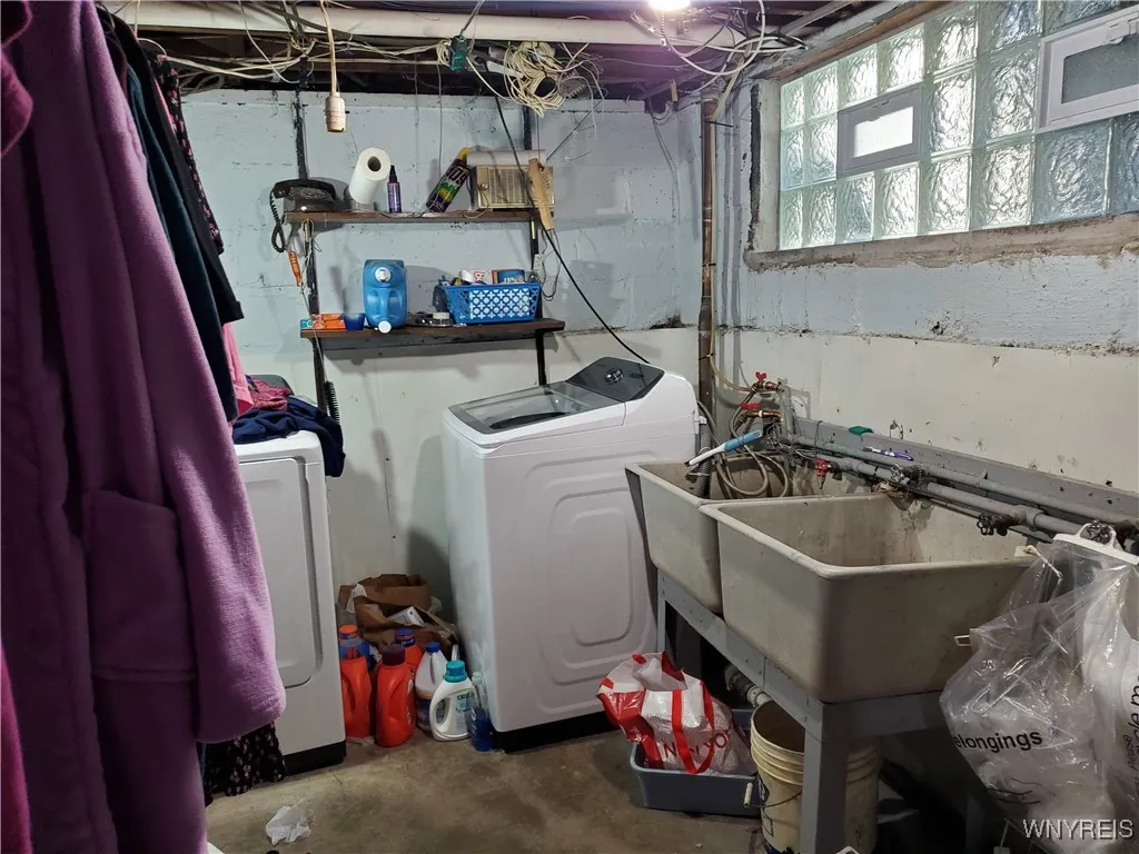 181 Palmer Avenue, Tonawanda, New York 14217, Tonawanda, New York 14217, 3 Bedrooms Bedrooms, 7 Rooms Rooms,2 BathroomsBathrooms,Residential,For Sale,181 Palmer Avenue, Tonawanda, New York 14217,B1619596
