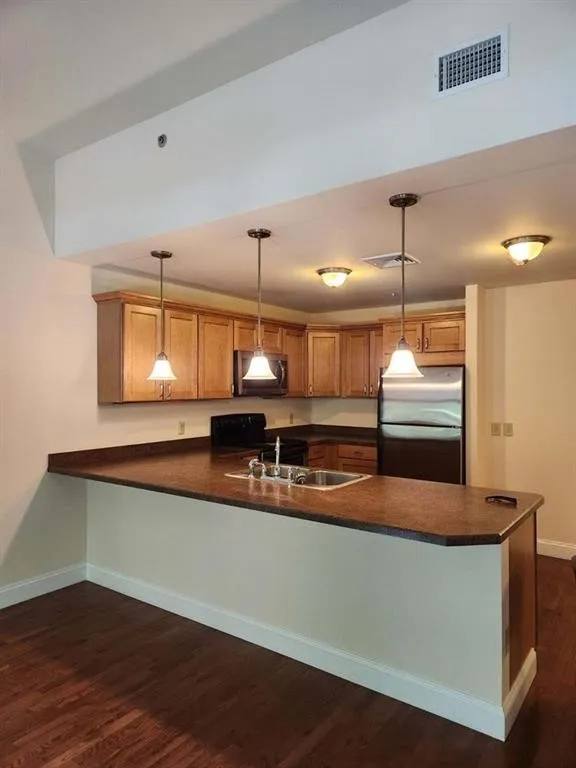 68 West Market Street Upper, Corning City, New Yor, Corning City, New York 14830, 2 Bedrooms Bedrooms, 4 Rooms Rooms,2 BathroomsBathrooms,Residential Lease,For Rent,68 West Market Street Upper, Corning City, New Yor,R1619689