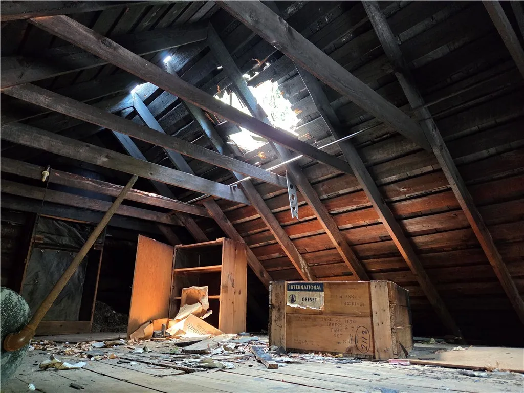 2112 Lake Avenue, Rochester, New York 14615, Rochester, New York 14615, 3 Bedrooms Bedrooms, 6 Rooms Rooms,2 BathroomsBathrooms,Residential,For Sale,2112 Lake Avenue, Rochester, New York 14615,R1619706