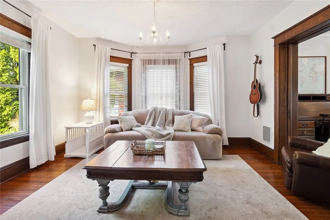 357 Washington Street, Geneva City, New York 14456, Geneva City, New York 14456, 5 Bedrooms Bedrooms, 12 Rooms Rooms,2 BathroomsBathrooms,Residential,For Sale,357 Washington Street, Geneva City, New York 14456,R1619694